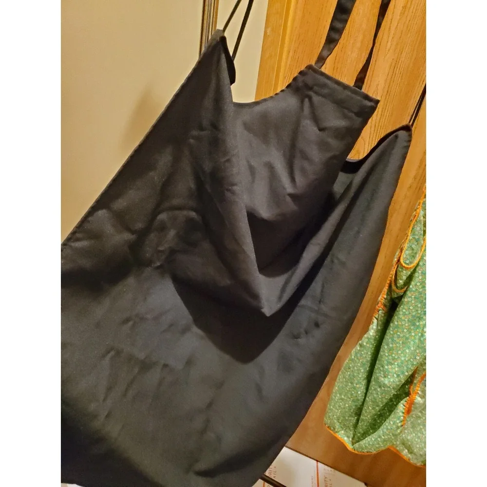 2 Lot 1 = Vtg Farmhouse Full Bib Cover Up Apron, Cotton, Pockets, 2 = black newe